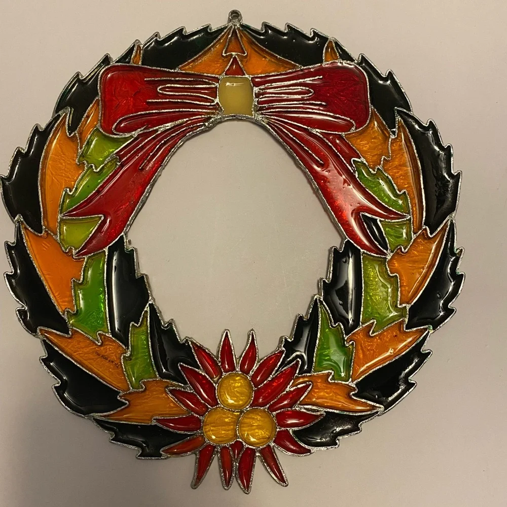 Stained Glass Christmas Wreath 10”Hanging Vintage Festive Sun Catcher